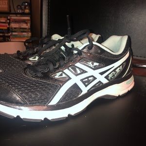 Asics Gel-Excite 4